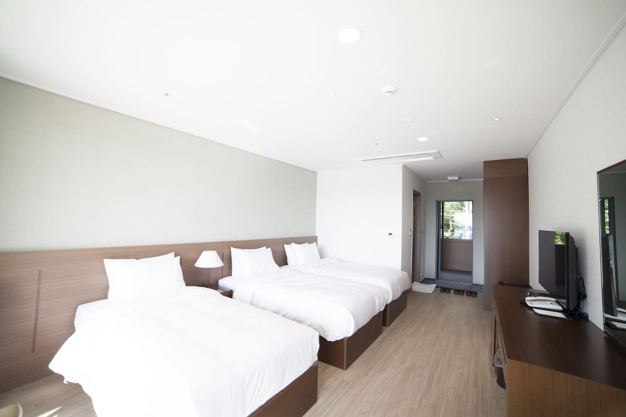 Dongwon Youthhostel 统营市 外观 照片