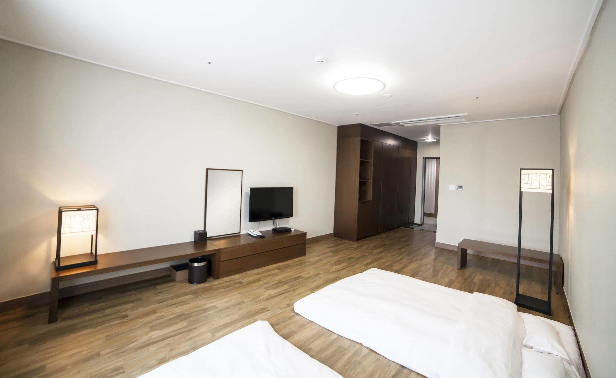 Dongwon Youthhostel 统营市 外观 照片